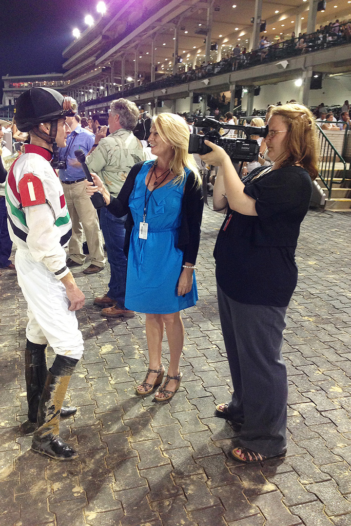 Amanda at the Arabian President's Cup at Churchill Downs