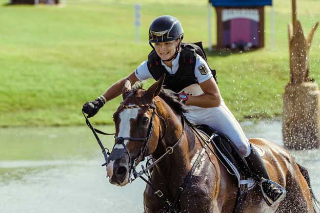 Individual Gold for Julia Krajewski and Amande De B’Neville  (Credit: FEI/Kai Forsterling)