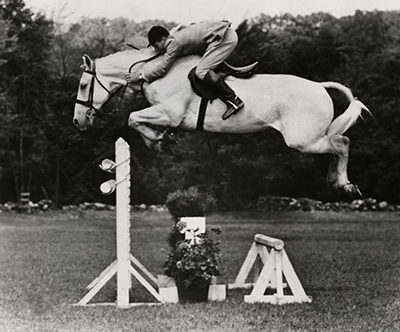 Harry de Leyer on Snowman, photo by Budd Studio, courtesy of Harry de Leyer