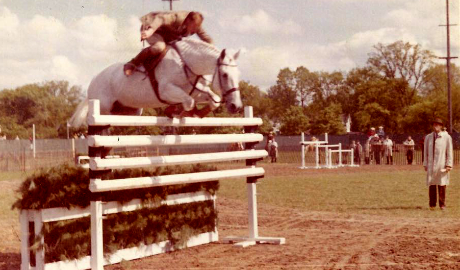 Harry de Leyer with no reins and Snowman, photo courtesy of Harry de Leyer