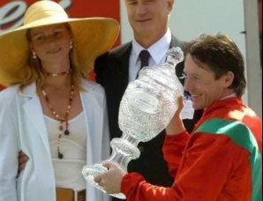 Waterford Crystal Racing Trophy - Budweiser Irish Derby